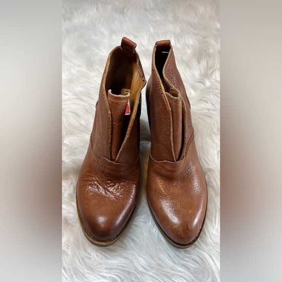 Lucky Bramd Brown Boots | Professional - Picture 5 of 6